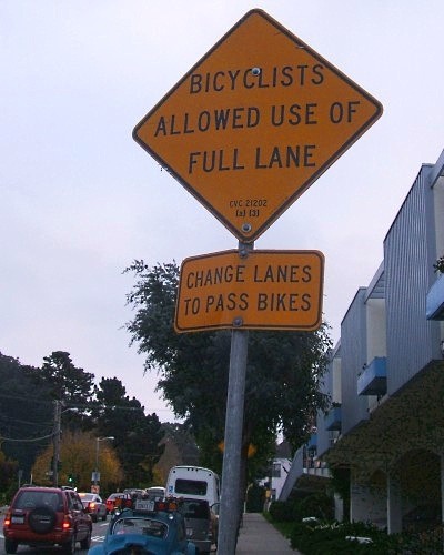 Flexibilidade da lei aumenta proteção de ciclistas na Califórnia. Foto: Claire Petersky