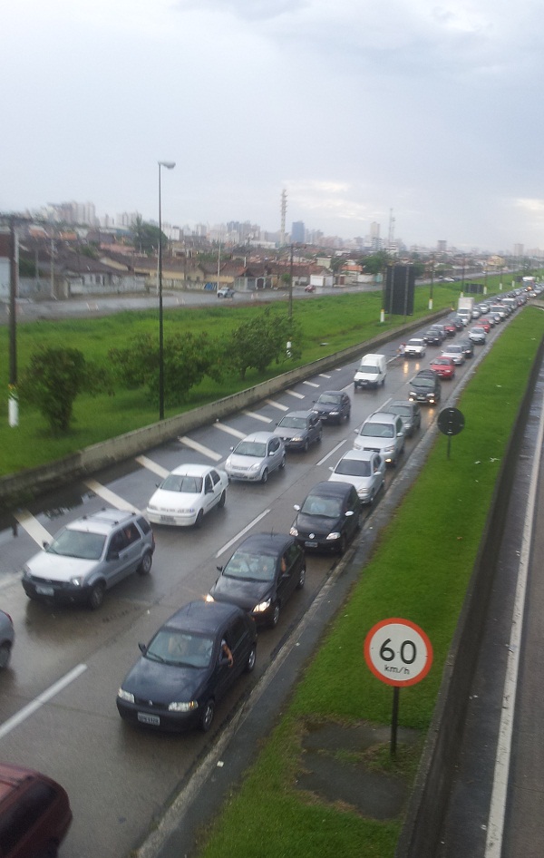 Estrada congestionada. Foto: DS