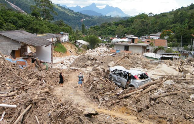 O estrago feito pelas chuvas em Teresópolis (RJ) (crédito: Agência Brasil)