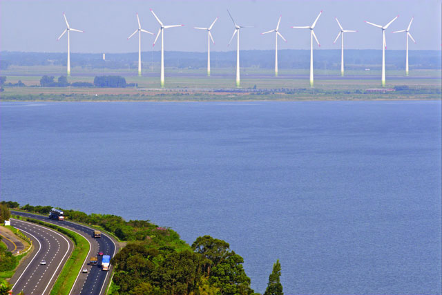  Parques Eólicos de Osório, no RS, têm uma potência instalada de 150 megawatts (MW), sendo capaz de produzir 425 milhões de quilowatt-hora (kWh) por ano de energia - Crédito: Inês Arigoni 