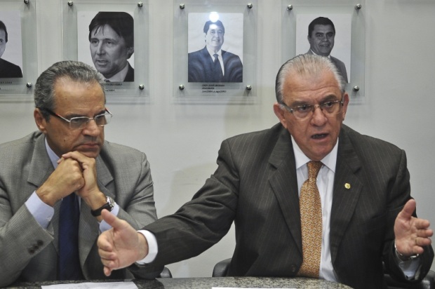 Os deputados Henrique Eduardo Alves (PMDB-RN), e Moreira Mendes (PSD-RO), durante reunião para discutir novas propostas para Código Florestal. Foto: Antonio Cruz/ABr