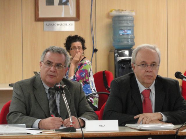 Secretário de Mudanças Climáticas, Eduardo Assad, e secretário-executivo, Francisco Gaetani (dir), durante reunião do Fundo do Clima (foto: Nathália Clark)