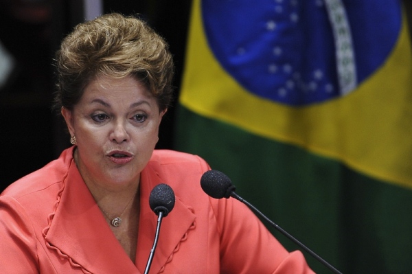 No governo Dilma Rousseff não tem paz nem amor. Depois de trocar os dois líderes do governo, o executivo ameaça os ruralistas com o bloqueio da votação do CF. Foto: ABr